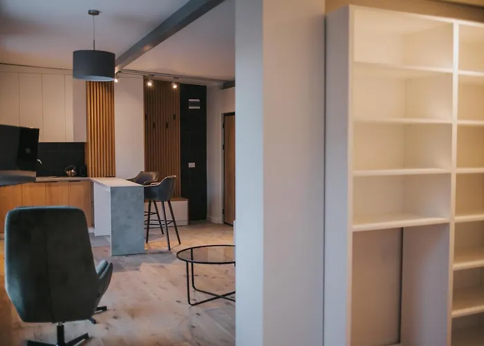 Apartman Fabrica 21 *